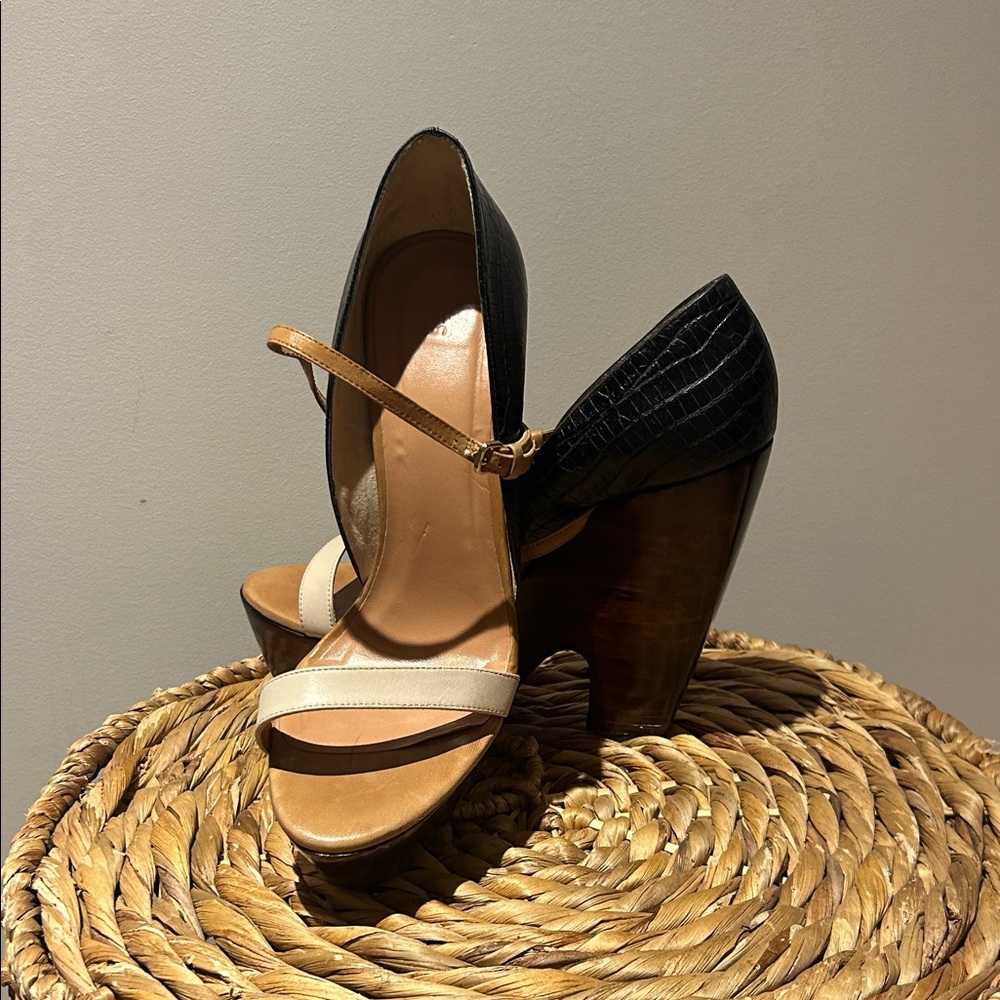 Elegant Black and Tan Women's Heels